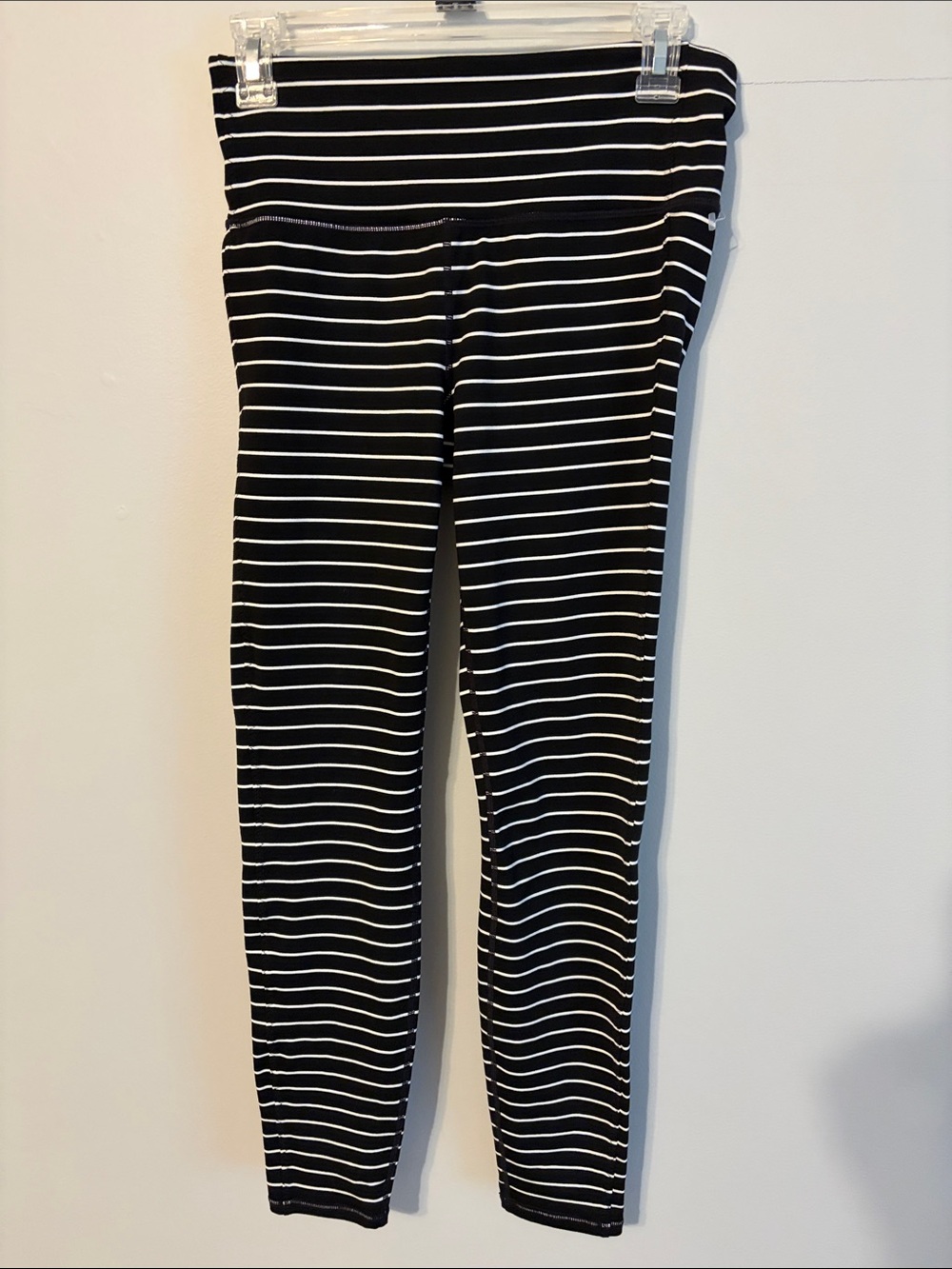 Athleta Black and White Striped Leggings. Med. Nylon/spandex.